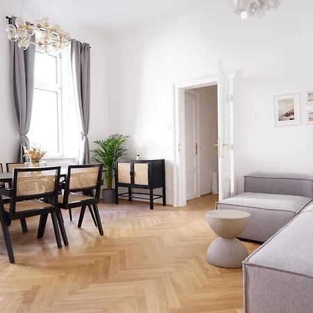 Boutique Suite Near Museum District Viena Exterior foto