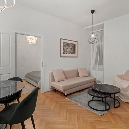 Boutique Suite Near Museum District Viena Exterior foto