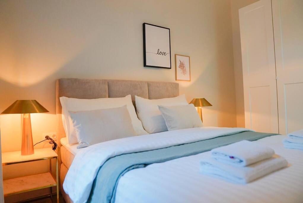 Boutique Suite Near Museum District Viena Exterior foto
