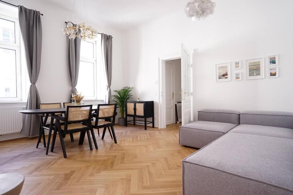 Boutique Suite Near Museum District Viena Exterior foto