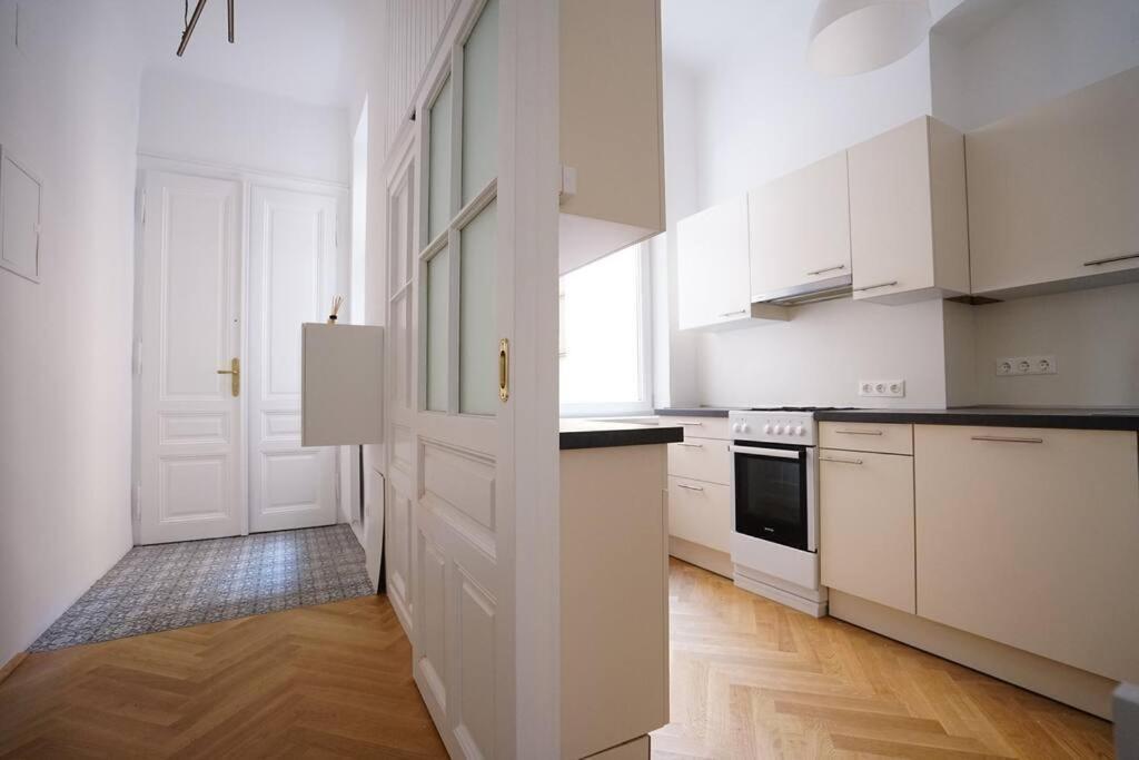 Boutique Suite Near Museum District Viena Exterior foto